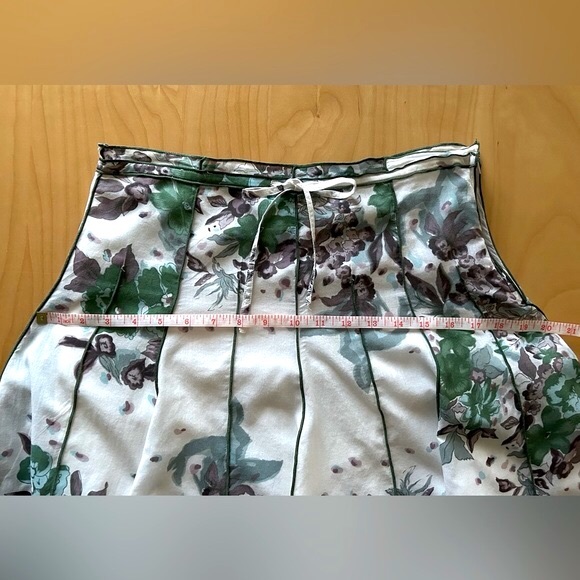 Gorgeous Bedo Floral A-Line Skirt- Sz S - Picture 4 of 10